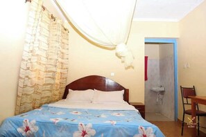Standard Single Room | Individually decorated, individually furnished, free WiFi, bed sheets - Ole Polos Resort Mogotio  (Mogotio)