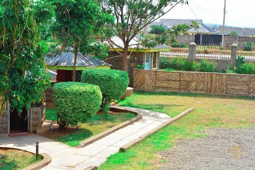 Ole Polos Resort Mogotio 