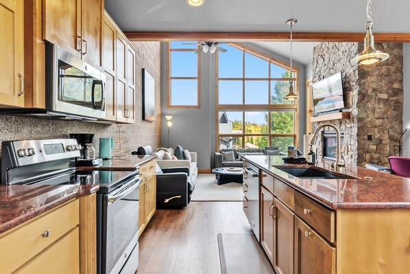 Fridge, microwave, oven, stovetop - Mountain Getaway | Deck + Spacious Kitchen (Silverthorne)