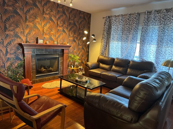 Smart TV, fireplace, video games, DVD player