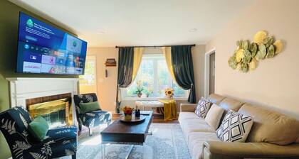 Elegant 3BR/2BA House in the Heart of Princeton + Free Parking