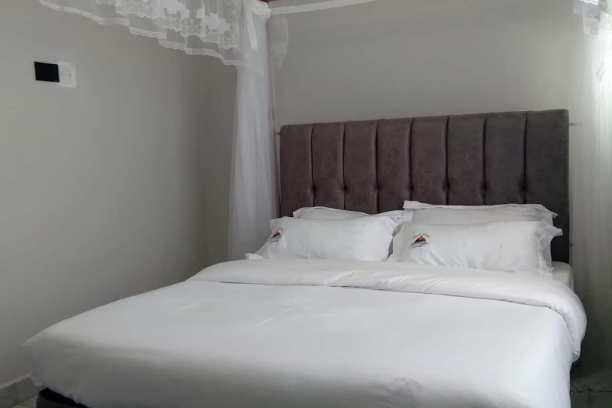 Standard Double Room, City View | Free WiFi, bed sheets