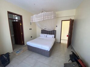 Superior Single Room, City View | Free WiFi, bed sheets
