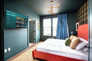3 bedrooms, desk, iron/ironing board, WiFi