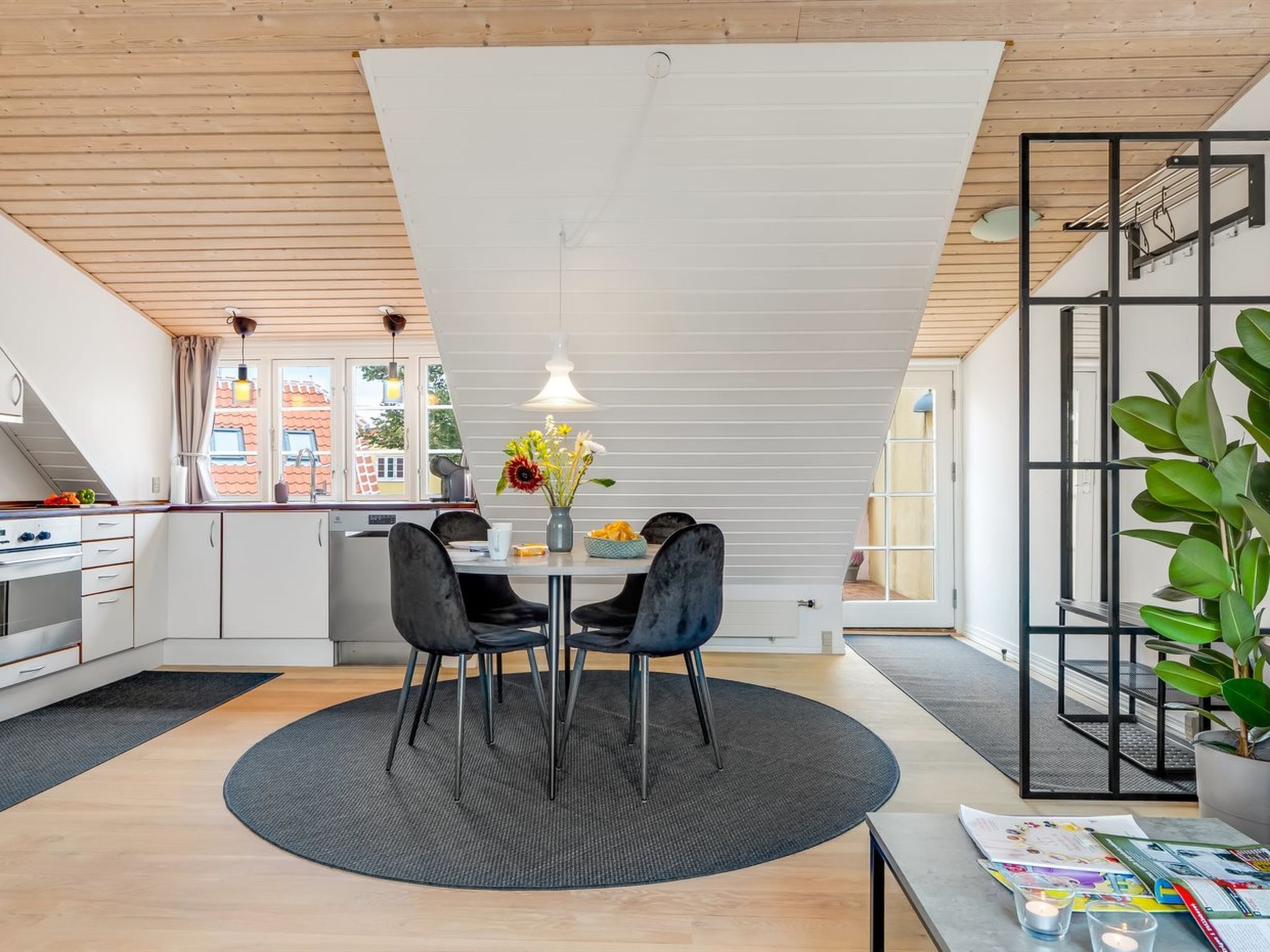 Réfrigérateur, lave-vaisselle