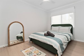 2 bedrooms, bed sheets