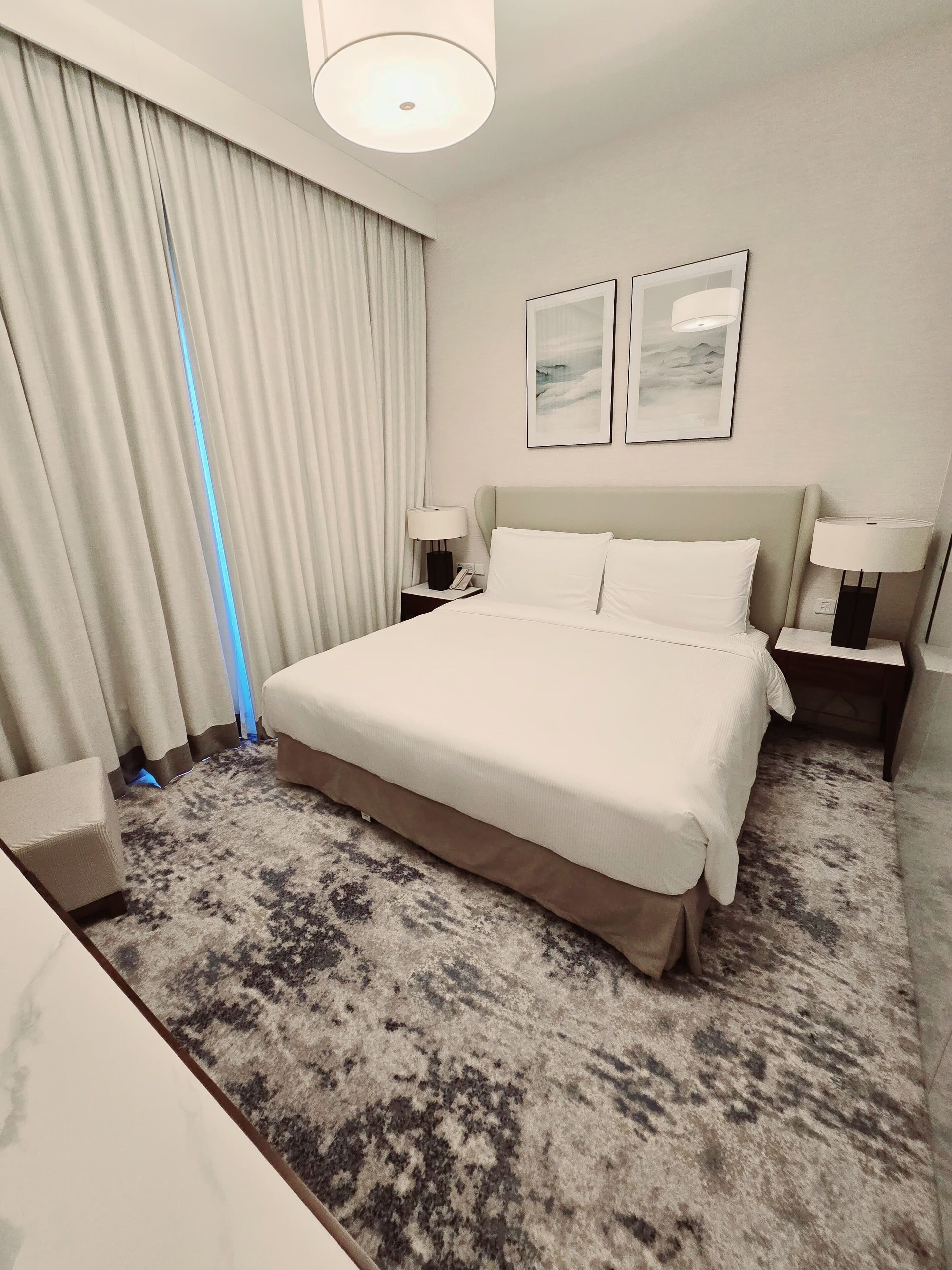 3 chambres, fer et planche à repasser, Wi-Fi, draps fournis
