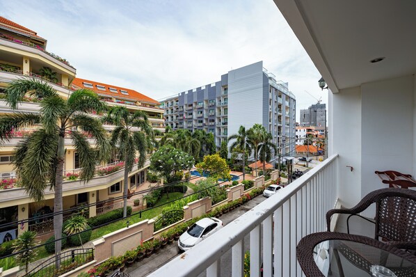 Studio cơ bản, ban công, quang cảnh thành phố | Ban công