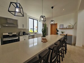 Microwave, oven, dishwasher