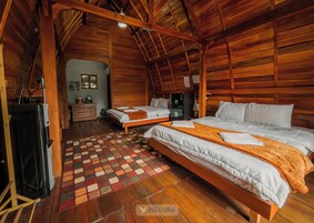 Casa de campo familiar, vistas al jardín | Escritorio y wifi gratis