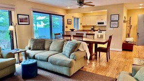 Smart TV, fireplace, offices, computer monitors