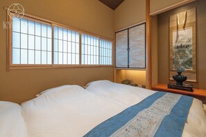 2 Schlafzimmer, Schreibtisch, Bügeleisen/Bügelbrett, kostenloses WLAN