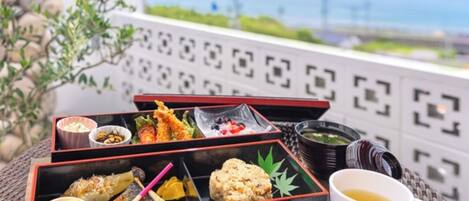 Restauration en plein air