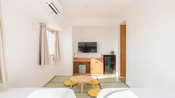 1 bedroom, desk, iron/ironing board, free WiFi