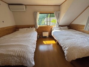 2 bedrooms, free WiFi, bed sheets