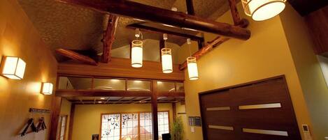 2 habitaciones, wifi gratis y ropa de cama