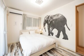 4 bedrooms, iron/ironing board, free WiFi, bed sheets