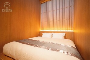 3 slaapkamers, een bureau, een strijkplank/strijkijzer, gratis wifi