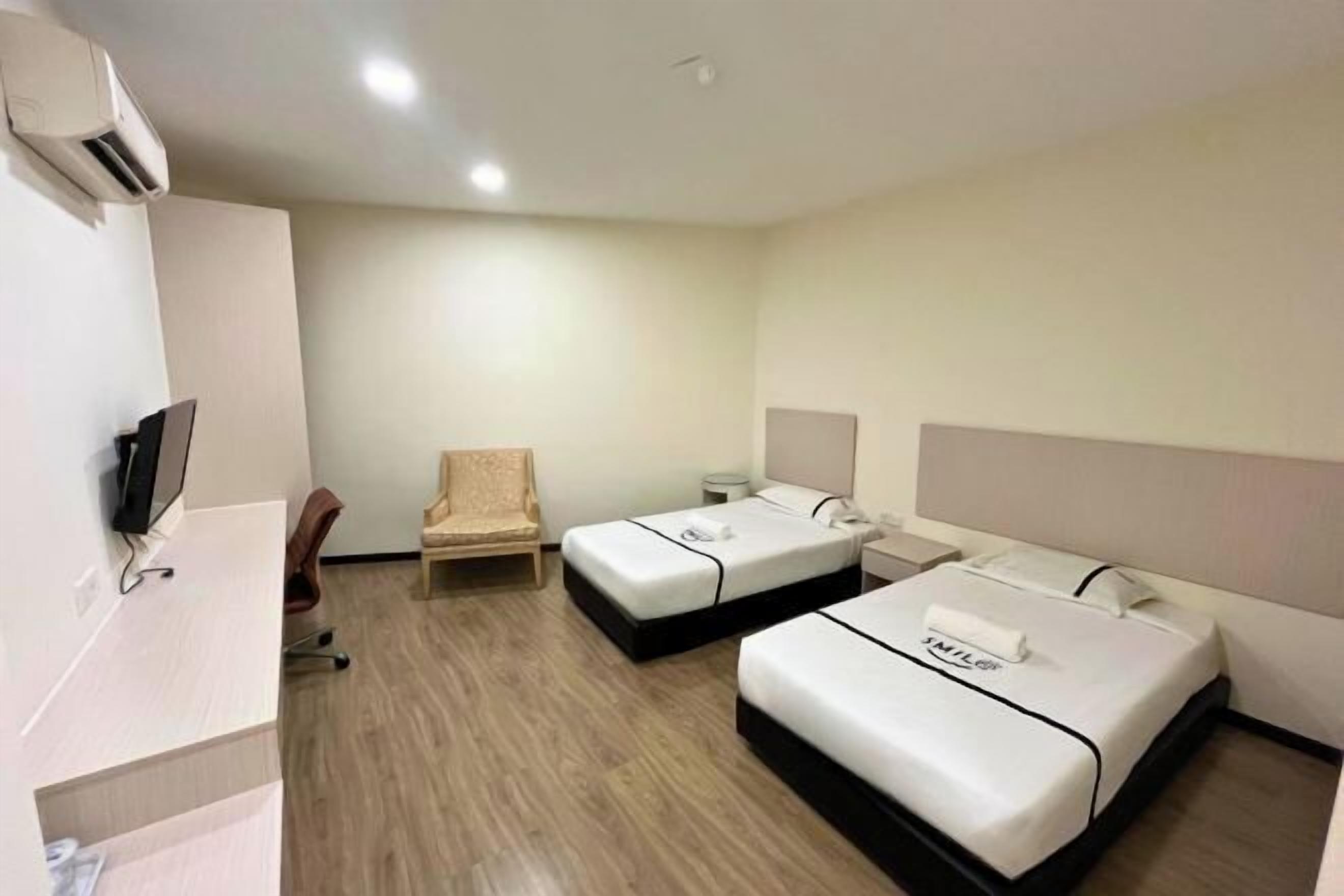 Desk, iron/ironing board, free WiFi