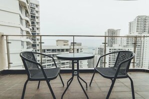 View from property - Danga Bay Family CrestJoy 3BR 6pax Balcony (Johor Bahru)