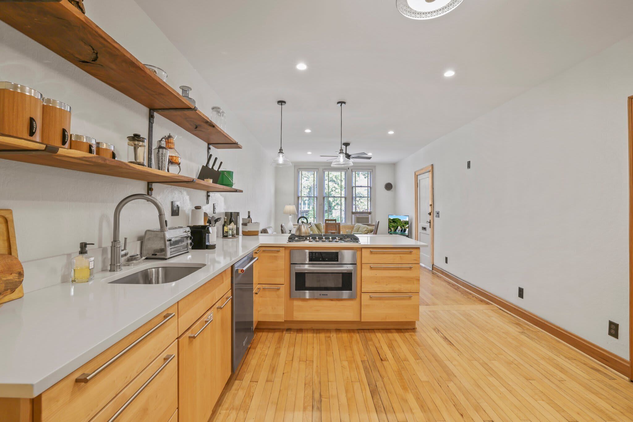 Fridge, microwave, dishwasher, coffee/tea maker