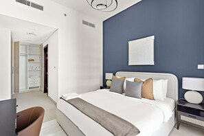 1 bedroom, desk, iron/ironing board, WiFi