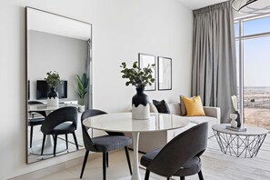 Téléviseur, bureau