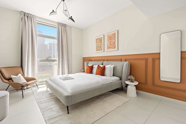 1 bedroom, desk, iron/ironing board, WiFi - Silkhaus Premium 1BDR | Minutes walk to Reem Beach! (Abu Dhabi)