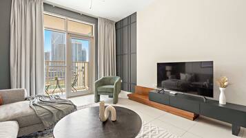 Een televisie en een kantoor