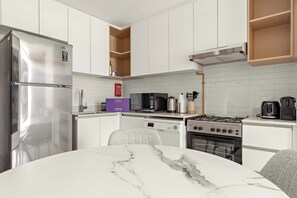 Fridge, microwave, oven, stovetop