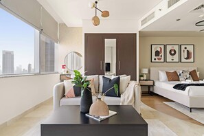 Desk, iron/ironing board, WiFi, bed sheets