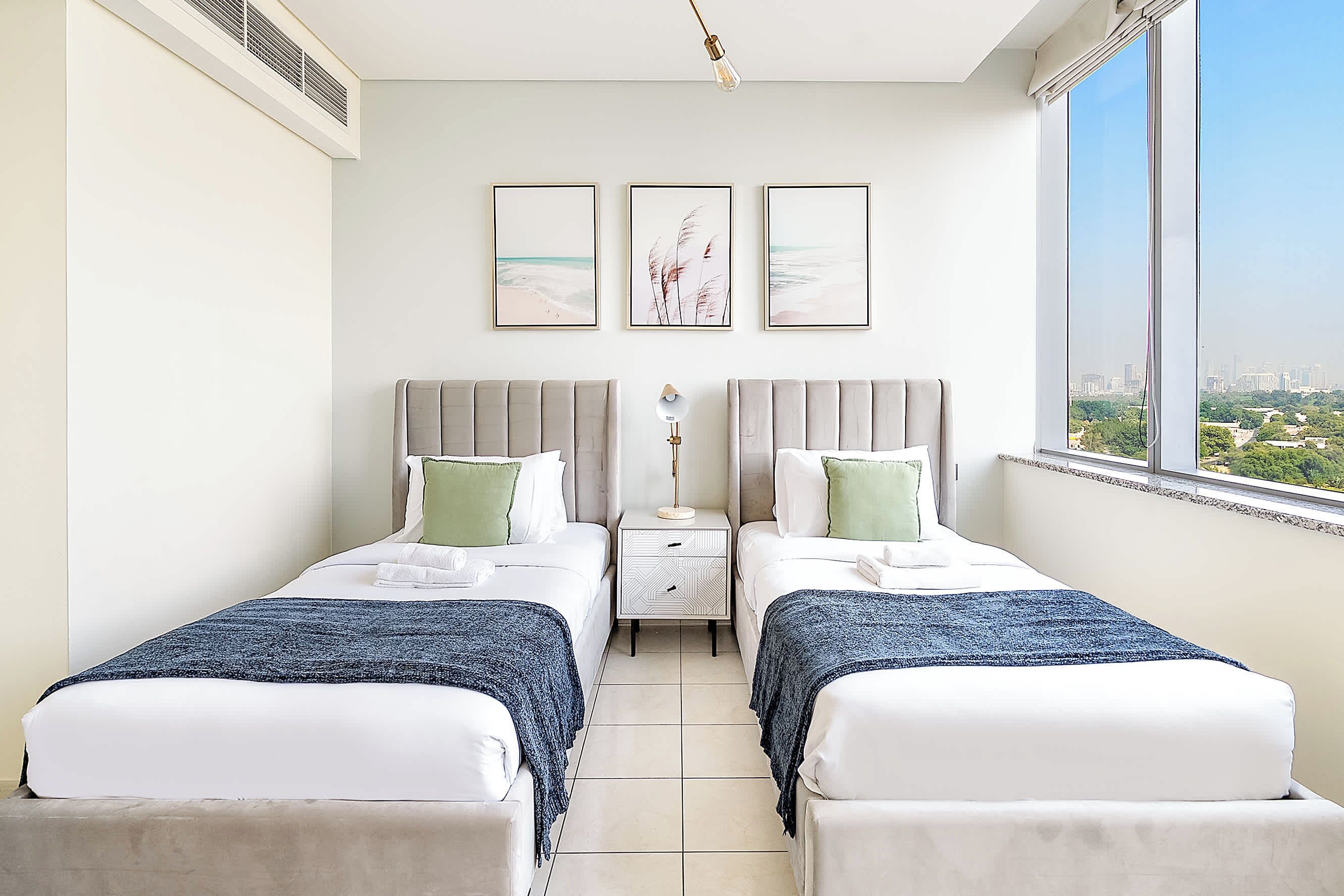 2 bedrooms, desk, iron/ironing board, WiFi