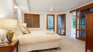 5 bedrooms, iron/ironing board, WiFi