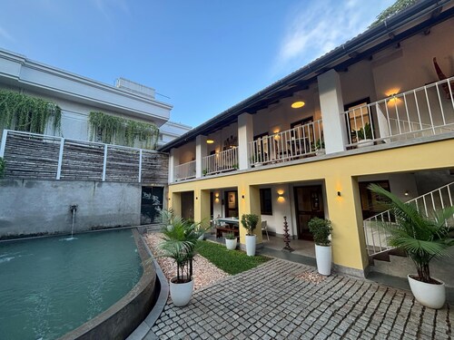 Baron's antiquarian villa