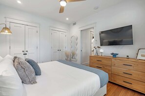 1 habitación, tabla de planchar con plancha, wifi y ropa de cama 