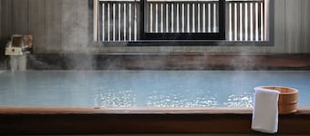 Komakusa Hotel
