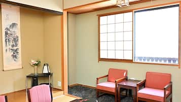 Standard Quadruple Room, Non Smoking, Mountain View | In-room safe, free WiFi