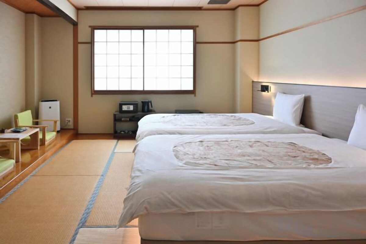 Coffres-forts dans les chambres, Wi-Fi gratuit, draps fournis