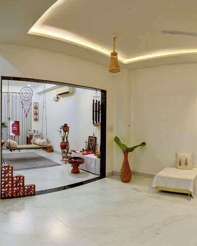 Beautiful Spacious house with Projector in Jaipur