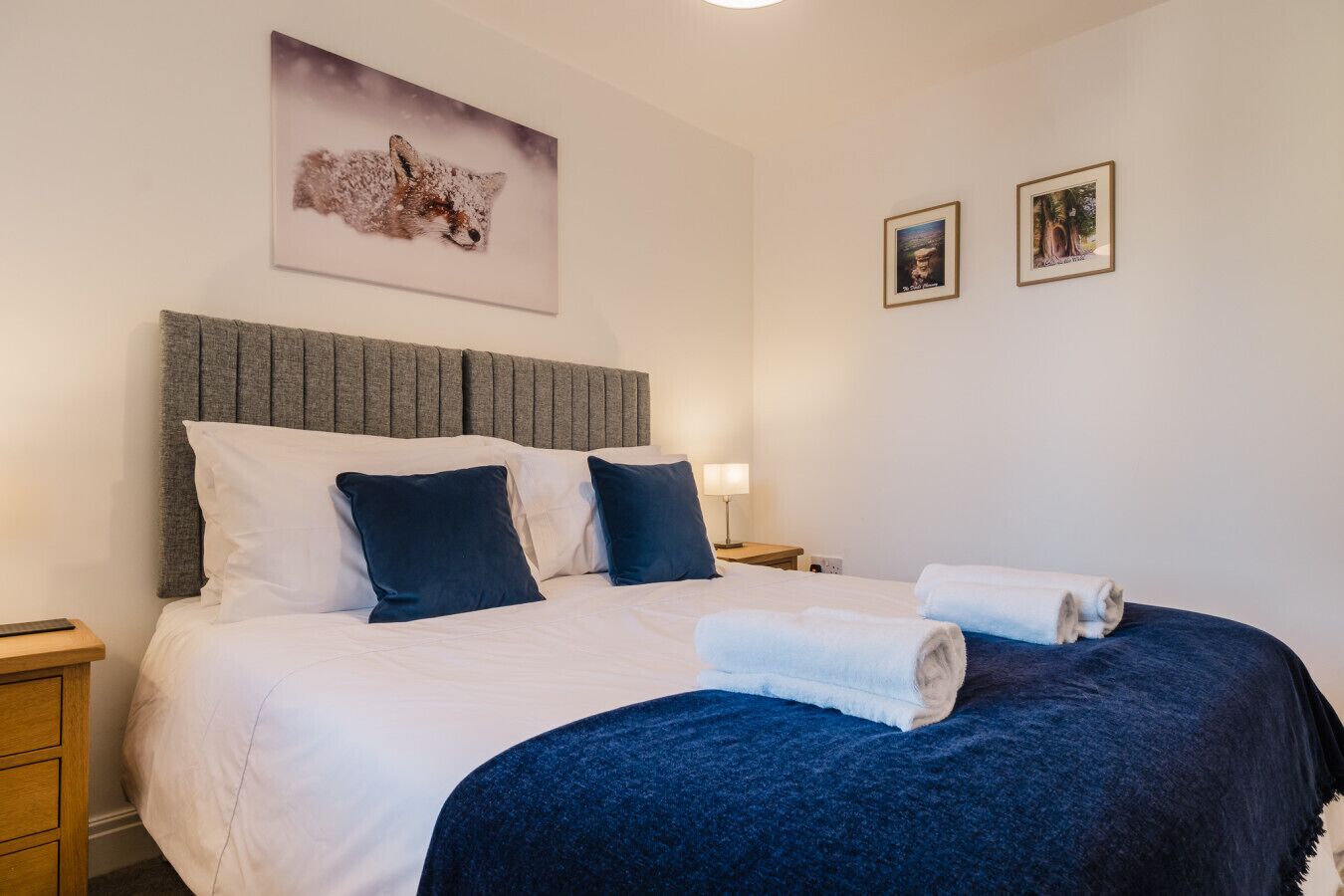 2 bedrooms, desk, iron/ironing board, WiFi