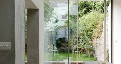 Beautiful 3 Bedroom Home in Bristol