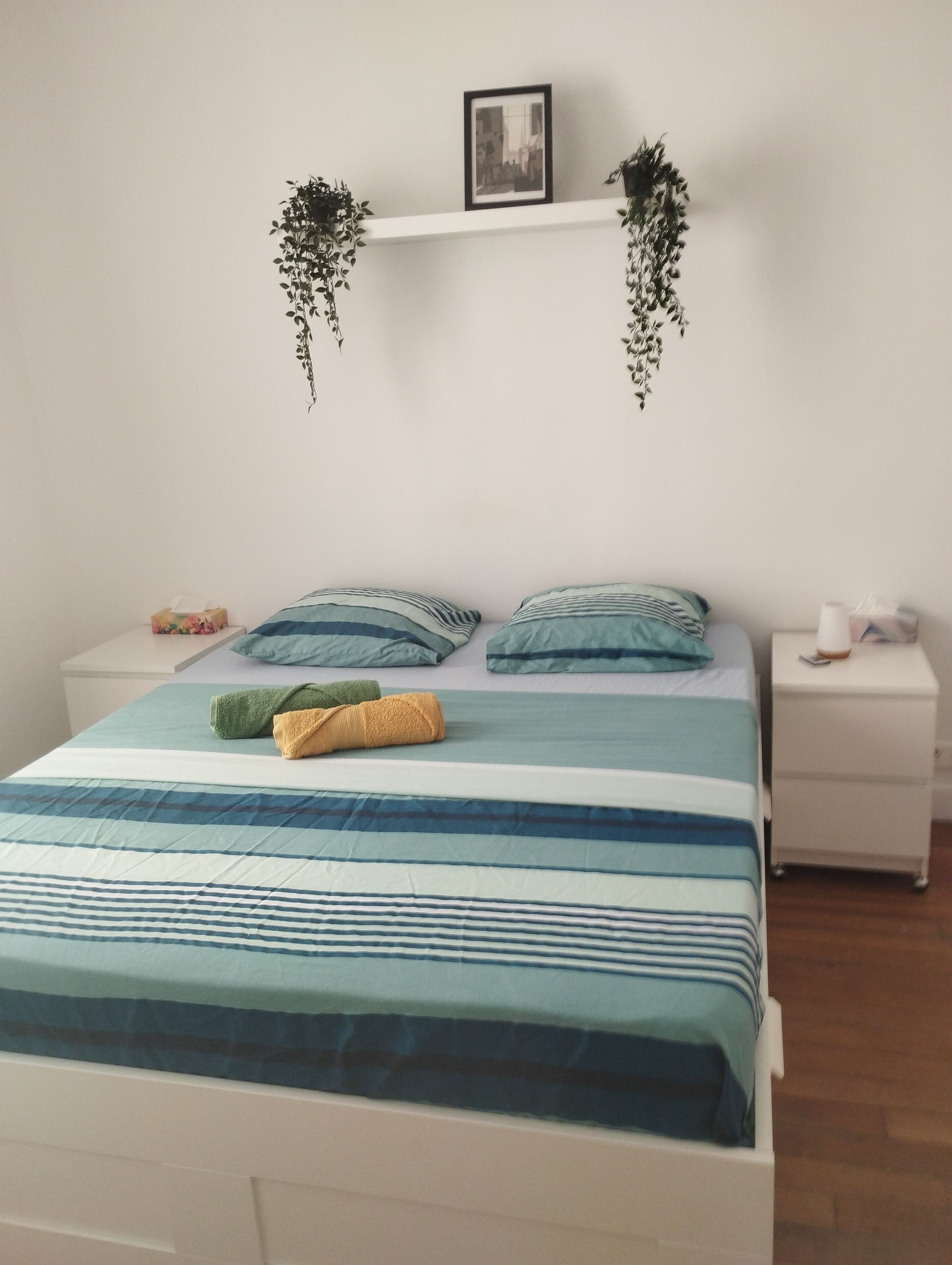 3 soverom, strykejern/-brett, wi-fi og sengetøy