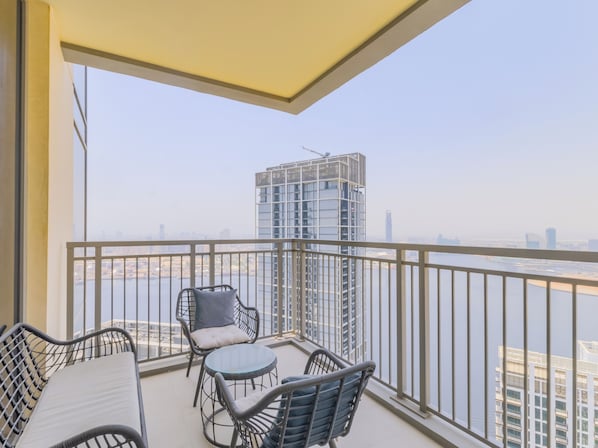 Luxury Apartment, Balcony, Bay View | Balcony