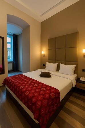 Standard Double Room, Courtyard View | Desk, laptop workspace, free WiFi
