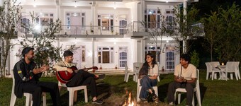 Moustache Hostel Bir