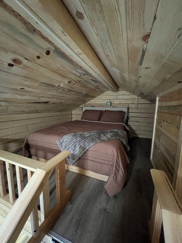 1 bedroom, in-room safe, free WiFi, bed sheets