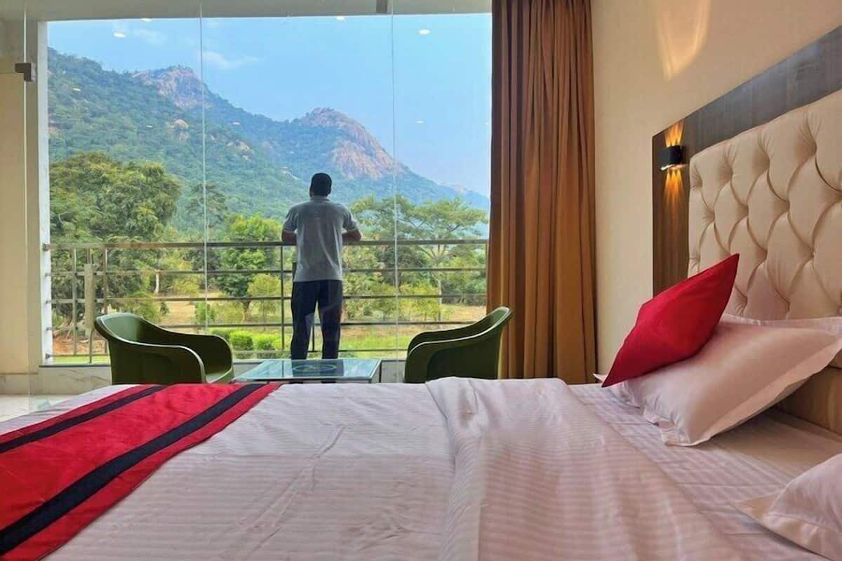 Family Quadruple Room, Hill View | Free WiFi
