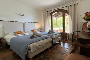 6 habitaciones y wifi gratis 