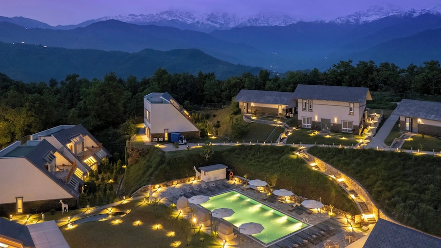 Himalayan Hideaway Resort Pokhara, The Centara Collection