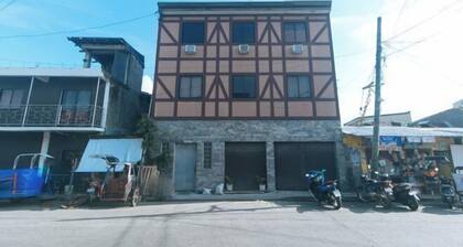 Skybox Pension House by RedDoorz